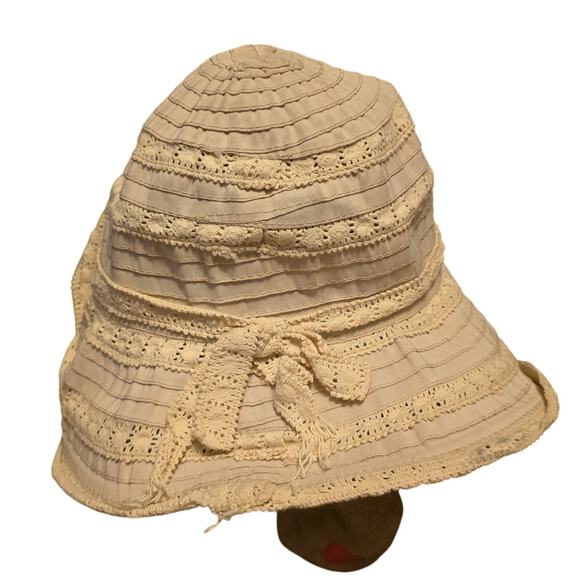 Cappelli Straworld lace striped bucket hat OS - Picture 1 of 4